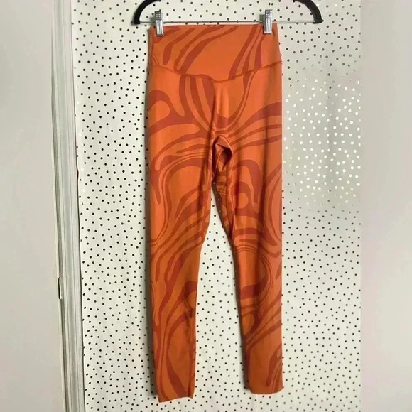 Balance Orange Leggings - Picture 2 of 8